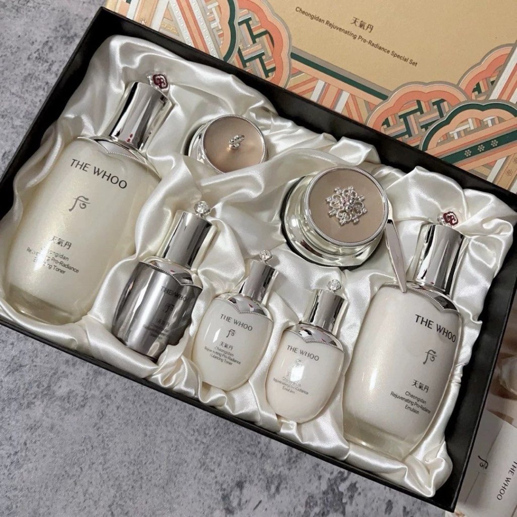 History of Whoo: The Cheongidan Special Radiance Set - RIMAN KBeauty - Korean Skincare Routine for Glass Skin